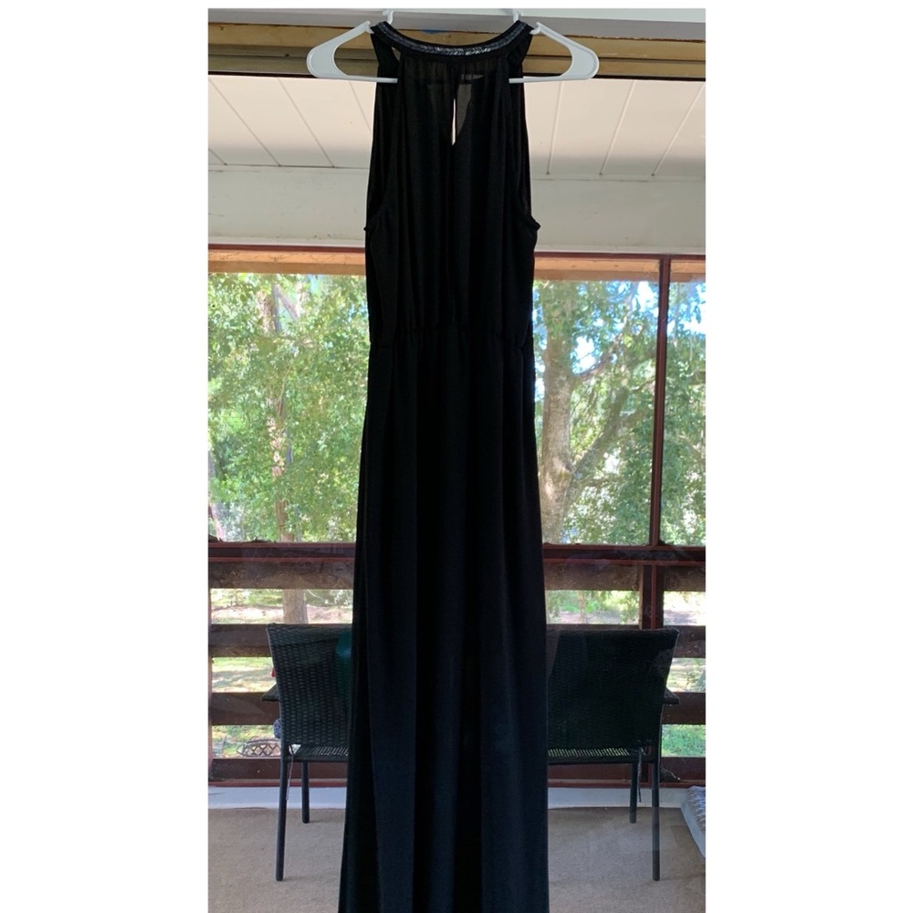 Women’s black maxi dress size small